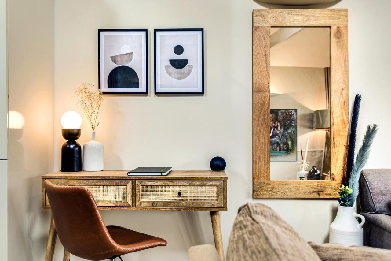 The Rafters - 2 Bedroom Apartment - Central Location - Vibrant Atmosphere Canterbury Esterno foto